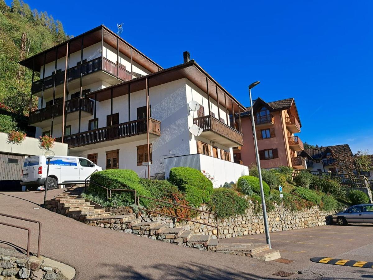 Ferienwohnung Casa Bianca Malè Exterior foto